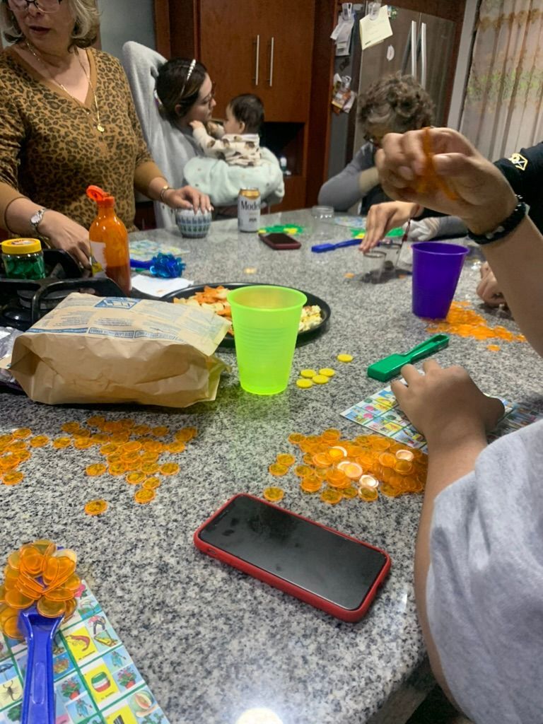 Lotteria (Mexican bingo) with the family!