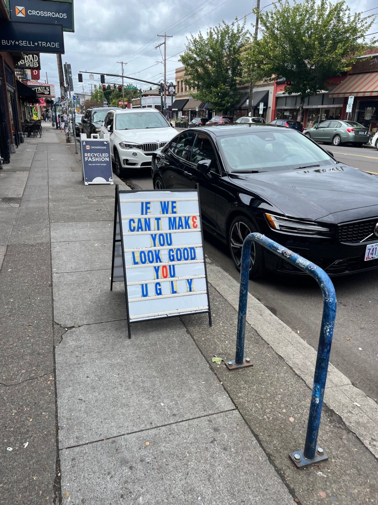 Funny haircut sign at Portland