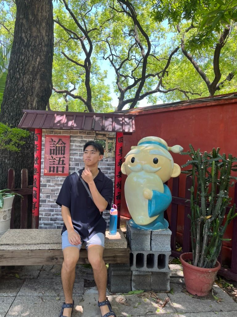Picture of Cody with Confucious